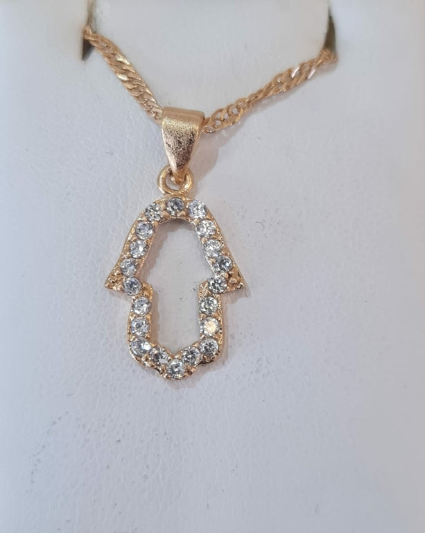 Pendentif main en plaqué or et strass avec sa chaine